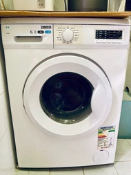 Zanussi 金章 前置式洗衣機 (5kg, 800轉/分鐘) ZFV828