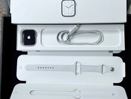 Apple Watch Series 7 鋁金屬 GPS 45mm 星光色（9成新、保固內）～ 可用舊機貼換