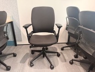 新淨Steelcase/ Herman miller Leap V2 in black color