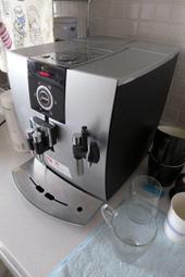 升級廉讓 瑞士原裝 卡布蘭莎 Jura 台灣公司貨 家用全自動咖啡機 IMPRESSA J5 鍍鉻面板