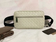 結業清貨 Bottega Veneta 全牛皮 Men Belt bag