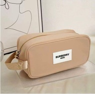 2025年BURBERRY  大容量化妝包(專櫃)( 不配孭帶，可自行DIY加帶🫶)