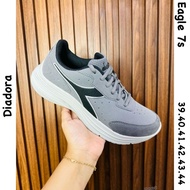Diadordorrr EAGLE7S Grey Sneakers