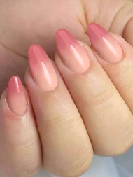 使用24入組長杏仁粉色漸變假指甲和1入組指甲銼和1張指甲膠帶打造迷人魅力