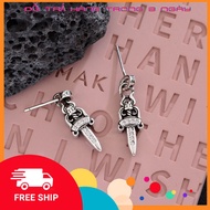 Bông tai chrome heart dagger fulldiamond fullbox.