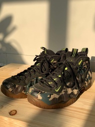 nike foamposite camo