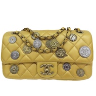 金色 菱格紋 牛皮 金幣裝飾 Paris-Dubai Medallion 鏈帶 肩背包【CHANEL 香奈兒】