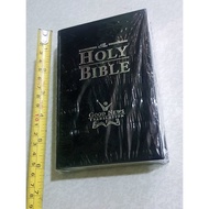 The Holy Bible GOOD NEWS TRANSLATION No Thumb Index Hardbound Cover: 6 x 4 x 1 inches GNT033