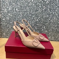 Valentino 裸色高跟鞋
