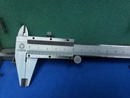Mitutoyo卡尺 (Caliper)