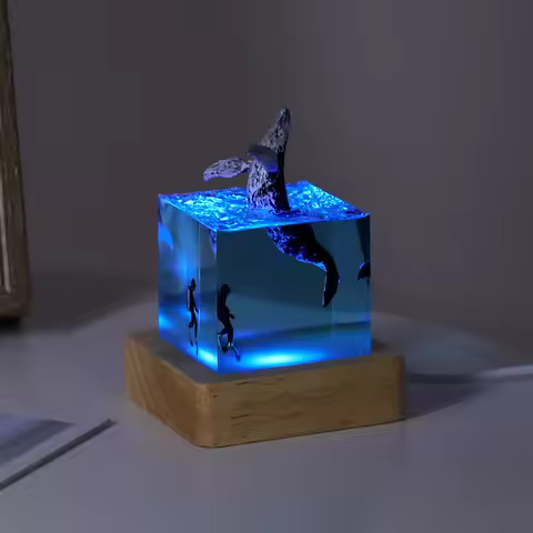 5cm Cube Organism Resin 7Colors Table Light Creactive Art Decoration Lamp Whale Dolphin Shark Theme 