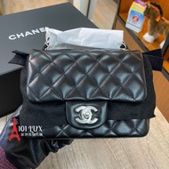 [💎9 年實店 ] 可簽卡/分期  Chanel CF17 方胖子  黑色銀扣Classic Flap 17 cm  黑色羊皮銀扣