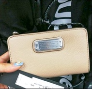 全新正品 authentic  Marc by Marc Jacobs wallet 銀包  容量大  'New Q Lauren' Leather 約14.5x9cm