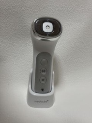 Medicube Age-R Ussera