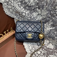 Chanel Classic Flap CF17 金球 海軍藍