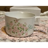 ~~~Versailles Life Boutique~~ Japan Imported imane Emma Rose Bow Shape Enamel 200ML Small Measuring 