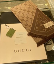 Gucci 頸巾