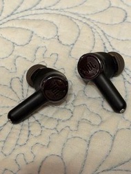 (唔見左盒☹️) JBL Quantum TWS