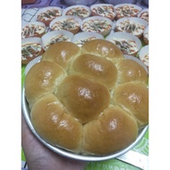 sweet bun roti manis kosong (roti fresh)