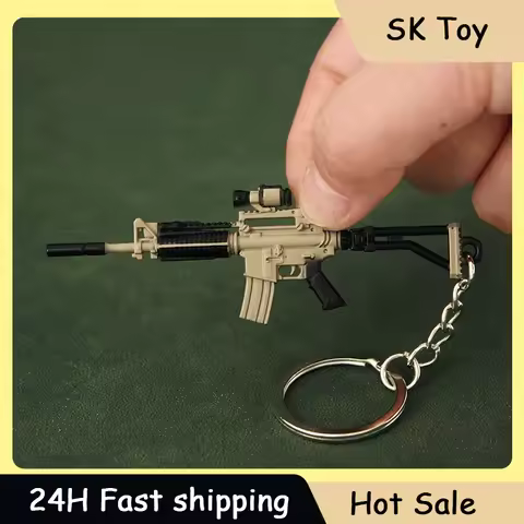 9cm Gun Keychains Model Game Peripheral QBZ AK47 Small Gun Pendant Durable Metal Keyring Fashion Acc