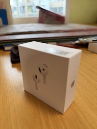 Apple AirPods 5 無線充電盒版