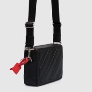 OFF-WHITE 男性斜背側背包