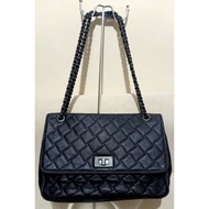 Sisley 2way sling bag || Preloved || Authentic