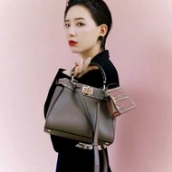 F's Peekaboo Icic Calfskin High-Quality Handmade Perforated Threading Classic All-Match