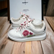 ขายต่อรองเท้า Mc.Q Oversized Sneaker Gets Floral Hypebeast เบอร์ 41.5 มือ2 สภาพนางฟ้า 85%+ ส่งฟรี