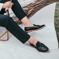 Tassel loafer black รองเท้าหนังสีดำ Bagtash
