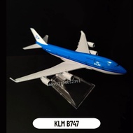16CM Diecast Airplane Scale 1:400 747 KLM Netherlands B747-400 Aircraft Model with Aircraft Stand Co