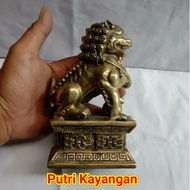 Patung Kilin Kuningan Koleksi Antik