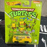 Hot Wheels Ninja Turtle 66 Dodge A100