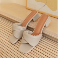 Minx รองเท้าเปิดส้น สูง 1.5 นิ้ว รุ่น poppy