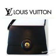 Louis Vuitton 路易威登 LV 斜背包 水波紋EPI黑色肩背包(絕版真品)LOCKME2有馬鞍包