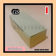 Small Packing Cardboard Box 31 X 17 X 12 cm