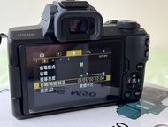 Canon EOS M50 Mirrorless Camera with 15-45mm Lens
