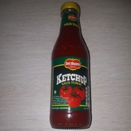 Delmonte Tomato Sauce 340ml glass bottle