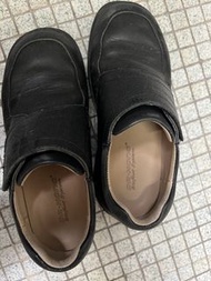 Dr. Kong 皮鞋