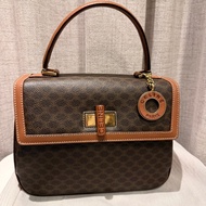 Celine vintage 老花旋轉扣吊墜Kelly（過年大清倉）