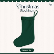 Chirstmas Stockings ถุงเท้าคริสต์มาส ตกแต่งห้องนั่งเล่น มุมต้นคริสต์มาส แต่ยังใส่ของได้จริง ทั้งขนม