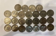 民國61年大伍圓5元五元硬幣A級品絶版稀少，阿爸珍藏的錢幣大清倉