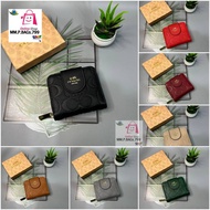 Small Wallet 2 Fold 1 Zip 5 Inches Ready To Arrange
