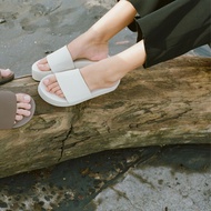Indosole ESSNTLS Women’s Platform Slides