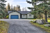 Charming Duplex Close to Soldotna and Kenai River - Main Floor