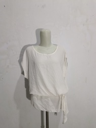 Pakaian Atasan Thrift T-Shirt Dan Tanktop Wanita Cocok Untuk StylishCasual Atau Formal