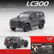 1:64 Toyota Land Cruiser LC300 Alloy Miniature Car Model Diecast Metal Scale Model Car Static Collec