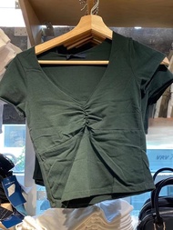 เสื้อครอปสำหรับเด็ก10ถึง12เสื้อยืดบางลำลองสีเขียวคอวีเซ็กซี่เสื้อยืดแขนสั้นผ้าฝ้ายวินเทจแบบเรียบง่าย Y2k ทึบใหม่2023