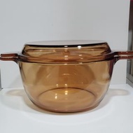 康寧 Corning 晶彩透明鍋 Vision 法國製 3.5L 絶版 兩用煲 蓋同時係碟又係 煲蓋設計 一物二用 極新 少用 完整冇爛  新舊如圖   ** 尾二圖煲底有少少跡 介意勿拍 **「現貨