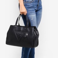 Stock.Malaysia🔻Guess Baldwin park Quilted-look Cross body handbag